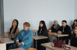 Millət vəkili Rüfət Quliyev tələbələrə ustad dərsi keçib