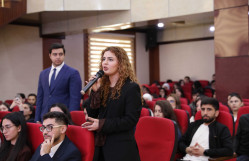 Xarici işlər nazirinin müavini Yalçın Rəfiyev BDU tələbələri ilə görüşüb