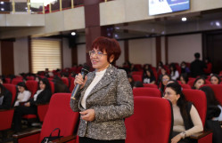 BDU-da “Dayanıqlı şəhərlər: Gələcəyin urbanizasiya perspektivləri” mövzusunda panel müzakirə