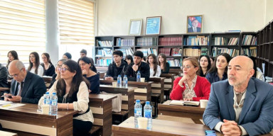 Tarix fakültəsində “Tarixi kontekstdə elm və bilik istehsalının funksiyaları” mövzusunda elmi seminar keçirilib