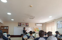 Tarix fakültəsinin Tarix müəllimliyi ixtisası üzrə dördüncü kurs tələbələrinə tədris təcrübəsi keçirilir