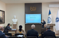 Kimya fakültəsinin Elmi Şurasının iclası keçirilib