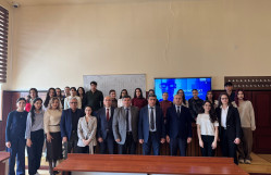 Fizika fakültəsinin elmi seminarında süni intellekt barədə danışılıb