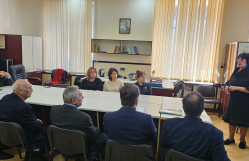 Fiziki elektronika kafedrasının elmi seminarı keçirilib