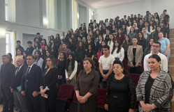 BDU-nun Hüquq fakütəsində Aprel döyüşlərinin ildönümü qeyd olunub