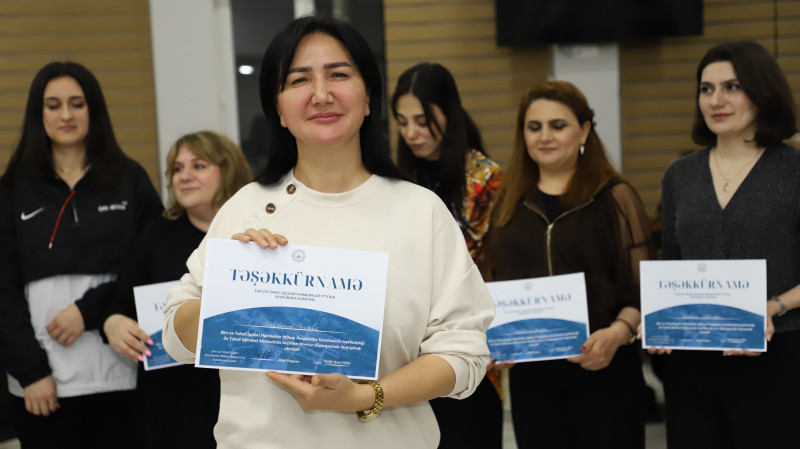 SOSİAL İŞ KAFEDRASININ MÜƏLLİMİNƏ TƏŞƏKKÜRNAMƏ VERİLİB