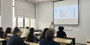 SƏNƏD MENECMENTİ KAFEDRASINDA NÖVBƏTİ AÇIQ DƏRS