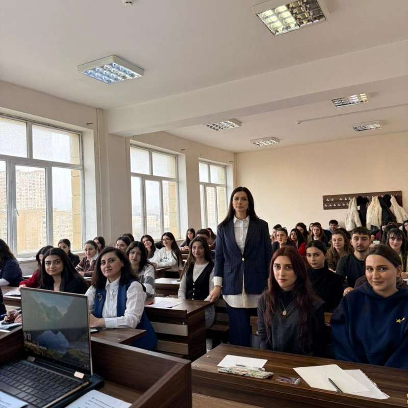 Asiya və Afrika ölkələri tarixi kafedrasının müəllimi Bircə Bayramovanın təşkilatçılığı ilə “Səlcuqlar” mövzusunda interaktiv açıq dərs keçirildi