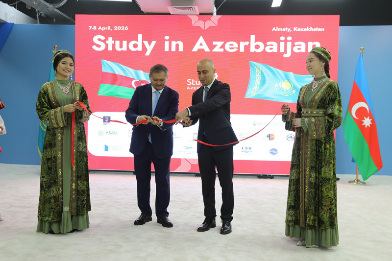 BDU nümayəndə heyəti “Study in Azerbaijan” sərgisinin açılış mərasimində iştirak edib