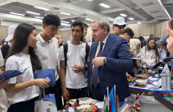 Bakı Dövlət Universiteti Qazaxıstanda keçirilən “Study in Azerbaijan” sərgisində təmsil olunur