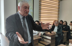BDU-da Xəzər dənizinin səviyyə tərəddüdlərinin yaşayış məntəqələrinə təsirinə dair ustad dərsi