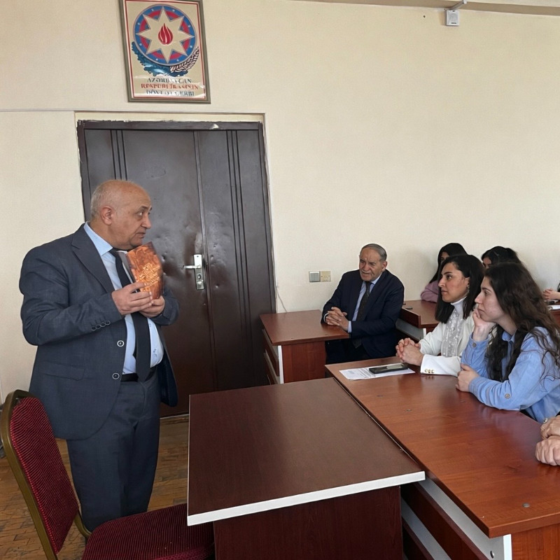 Türk xalqları tarixi kafedrasında “Qərbi Azərbaycan tarixi Türk xalqları tarixinin tərkib hissəsi kimi” mövzusunda ustad dərsi keçirilmişdir