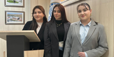 QƏHRƏMANLIQ TARİXİ – APREL DÖYÜŞLƏRİ