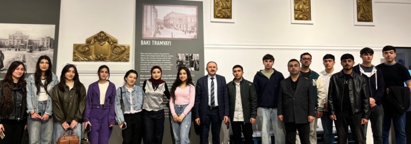 BDU tələbələri “İntellektual qatar” sərgisi ilə tanış olublar