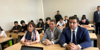 "BDU Könüllüləri" təşkilatının Şərqşünaslıq fakültəsi üzrə könüllülərinin təşkilatçılığı ilə Şərq ölkələrində Urbanizasiya və Şəhərsalma mövzusunda görüş baş tutub