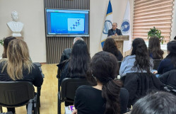 “Amin turşuların tədrisində yeni yanaşmalar” mövzusunda elmi seminarı keçirildi