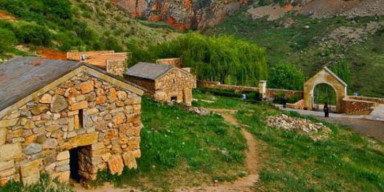 BDU-da Zəngəzurun etno-mədəni irsi araşdırılır