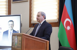 Türkiyə Böyük Milli Məclisinin deputatı Sərkan Bayram BDU tələbələri ilə görüşüb