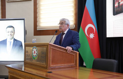 Türkiyə Böyük Milli Məclisinin deputatı Sərkan Bayram BDU tələbələri ilə görüşüb