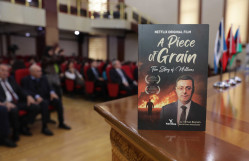 Türkiyə Böyük Milli Məclisinin deputatı Sərkan Bayram BDU tələbələri ilə görüşüb