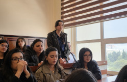 BDU-da “Landau dərnəyi”nin elmi seminarı keçirilib