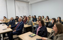 "Azərbaycan mediasında vətəndaş jurnalistikası təcrübəsi: imkanlar və çağırışlar" mövzusunda elmi seminar
