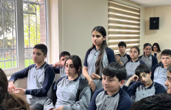 BDU-nun nəzdində “Gənc istedadlar” liseyində Ekoloji Bilik Gününə həsr olunmuş maarifləndirici seminar