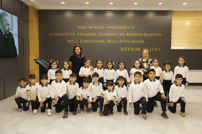 Məktəblilər BDU-nu ziyarət ediblər