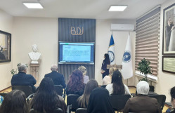 Günay Cəfərovanın təqdimatında elmi seminar keçirildi