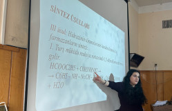 Fatimə Məcidzadə “Farmazan - dimerləşmiş hidrazon” mövzusunda məruzə ilə çıxış edib