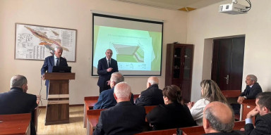 Bakı Dövlət Universitetinin Geologiya fakültəsində “Şəhərsalma və Memarlıq İli” çərçivəsində növbəti elmi seminar keçirilmişdir.