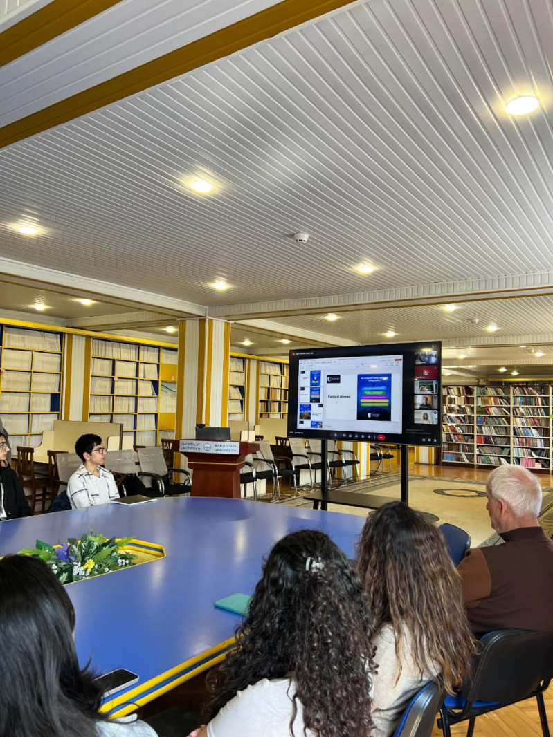 Biologiya fakültəsinin məzunları tələbələrə ikili diplom proqramları və dövlət təqaüdləri vasitəsilə xaricdə təhsil imkanları barədə seminar keçirib