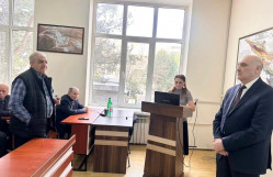 Bakı Dövlət Universitetinin Geologiya fakültəsinin Seysmologiya və Yer təkinin fizikası kafedrasında “Abşeron yarımadasında geotermal enerjidən istifadə perspektivləri” mövzusunda elmi seminar təşkil olunub.