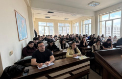 Azərbaycan tarixi (təbiət fakültələri üzrə) kafedrasında “Azərbaycan türklərinin təşəkkül tarixi: gerçəkliklər və saxtalaşdırmalar” mövzusunda ustad dərsi keçirilmişdir