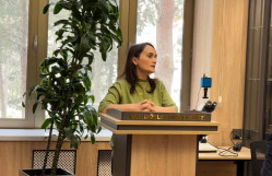 Bakı Dövlət Universitetində (BDU) “22 Aprel - Beynəlxalq Yer Günü”nə həsr olunmuş Geologiya, Ekologiya və torpaqşünaslıq və Coğrafiya fakültələrinin “BDU könüllüləri” təşkilatının təşəbbüsü ilə maarifləndirici tədbir keçirilib.