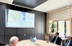 Bakı Dövlət Universitetində (BDU) “22 Aprel - Beynəlxalq Yer Günü”nə həsr olunmuş Geologiya, Ekologiya və torpaqşünaslıq və Coğrafiya fakültələrinin “BDU könüllüləri” təşkilatının təşəbbüsü ilə maarifləndirici tədbir keçirilib.