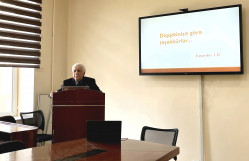 Elmi seminarda kvant Holl effekti müzakirə olunub