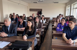 Asiya və Afrika ölkələri tarixi kafedrasında “Azərbaycanın qədim tarix konsepsiyası: ənənəvi nəzəri çərçivədən tarixi-coğrafi bütövlüyə” mövzusunda ustad dərsi keçirilmişdir