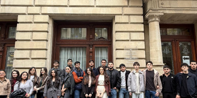 Tarix fakültəsinin dördüncü kurs tələbələri Azərbaycan Respublikasının Mədəniyyət Nazirliyinin Milli Azərbaycan Tarixi Muzeyində tədris təcrübəsi keçmişlər
