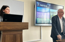 Arxeologiya və Etnoqrafiya kafedrasının Hacıyeva Elmira Əli qızının “Süni intellekt alqoritmləri vasitəsilə rəqsdə milli elementlərin aşkarlanması” mövzusunda elmi seminarı keçirilib