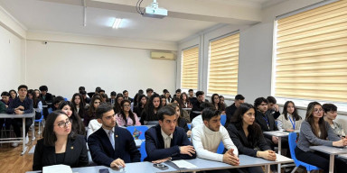BDU tələbələri narkomaniyanın mənfi təsirləri barədə maarifləndirilib
