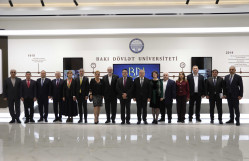 Rumıniyanın Azərbaycandakı səfiri və Petre Andrei Universitetinin rektorunun rəhbərlik etdiyi nümayəndə heyəti BDU-da