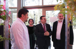 Rumıniyanın Azərbaycandakı səfiri və Petre Andrei Universitetinin rektorunun rəhbərlik etdiyi nümayəndə heyəti BDU-da