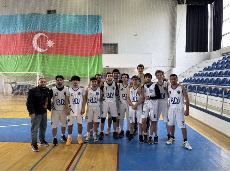 “Tələbə Basketbol Liqası”nda uğurlu çıxışını davam etdirərək növbəti mərhələyə yüksəlib.