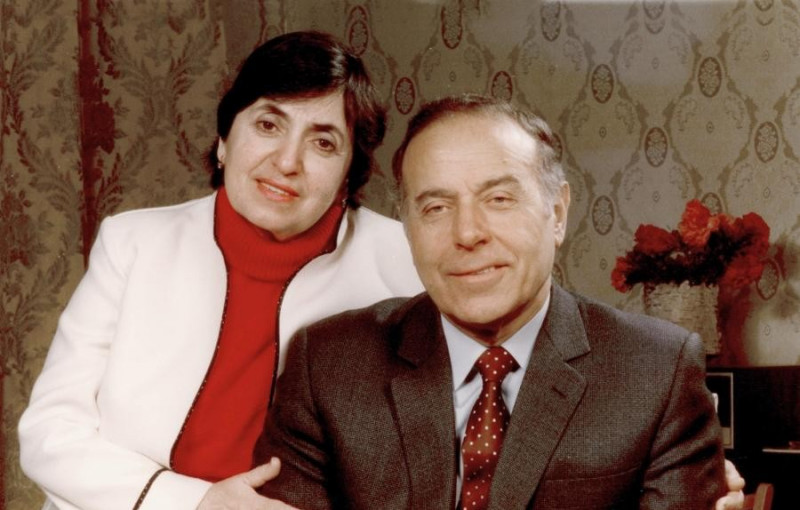 Böyük alim, qayğıkeş ana, vəfalı ömür-gün yoldaşı – Zərifə xanım Əliyeva