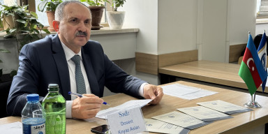 KONFRANSIN İLK BÖLMƏ İCLASI