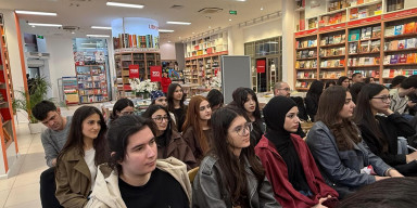 TƏLƏBƏLƏRİMİZ MAARİFLƏNDİRİCİ TƏDBİRDƏ