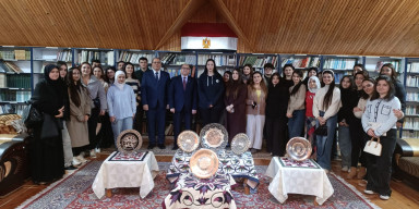 BDU-nun Şərqşünaslıq fakültəsinin tələbələri Misir Mədəniyyət Mərkəzində istehsalat təcrübəsində