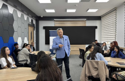 BDU-da "Professor Nəsir İmanquliyev dərsləri": Əməkdar jurnalist Elçin Şıxlı ilə görüş
