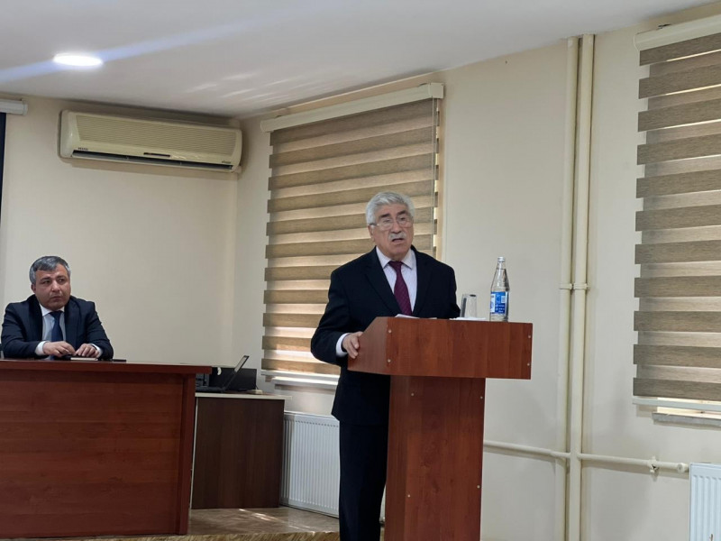 BDU-nun nəzdində "Gənc istedadlar" liseyində "Heydər Əliyev irsinin təbliği" mövzusunda tədbir